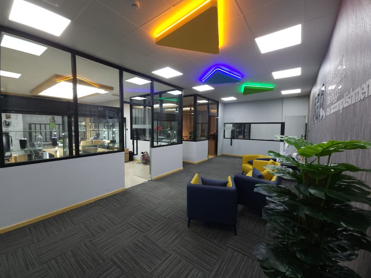 SmartPrinty client lounge and meeting area
